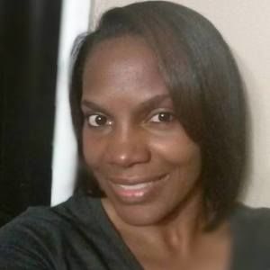 Meet your Posher, Monique